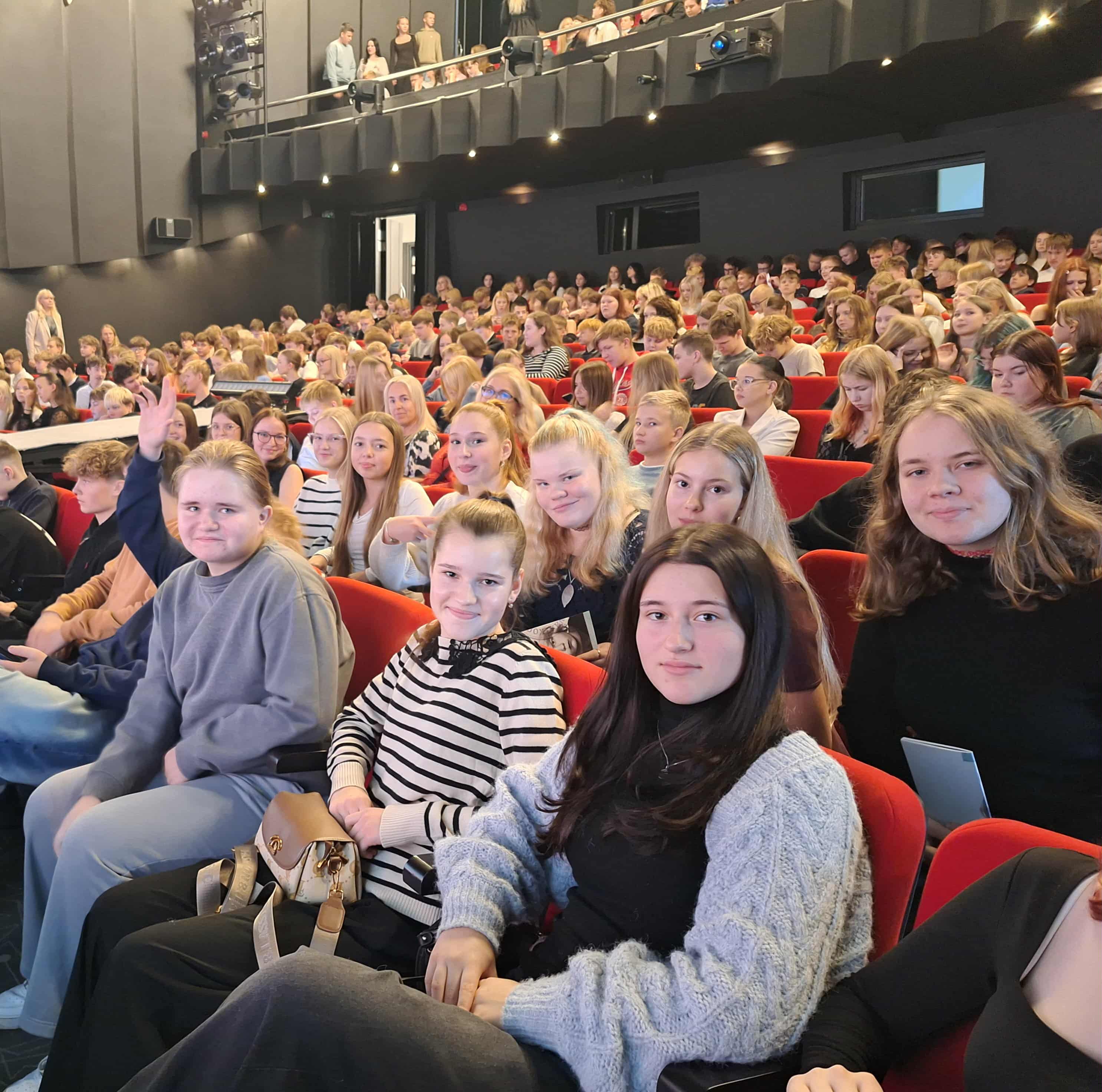 49c2480f-9115-4fa3-bed1-7108954598d2